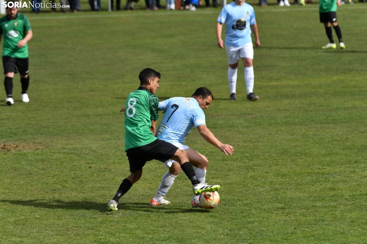 Fotos: Ambiente de Champions para festejar el ascenso del &Aacute;greda a Primera Regional