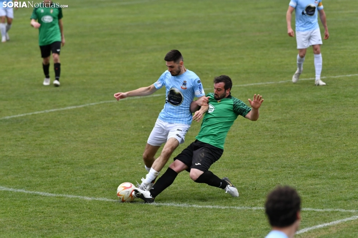 Fotos: Ambiente de Champions para festejar el ascenso del &Aacute;greda a Primera Regional