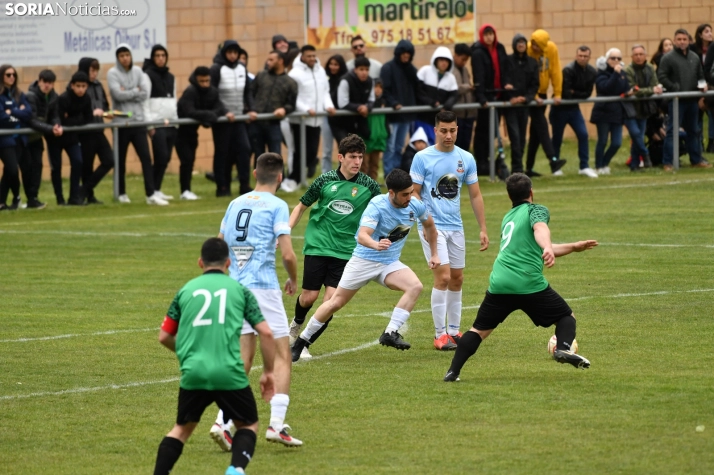 Fotos: Ambiente de Champions para festejar el ascenso del &Aacute;greda a Primera Regional