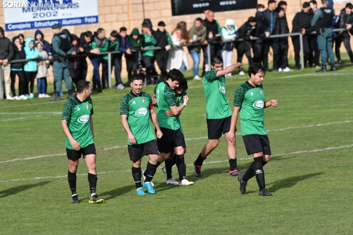 Fotos: Ambiente de Champions para festejar el ascenso del &Aacute;greda a Primera Regional
