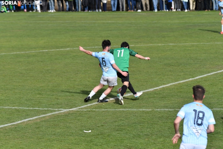 Fotos: Ambiente de Champions para festejar el ascenso del &Aacute;greda a Primera Regional