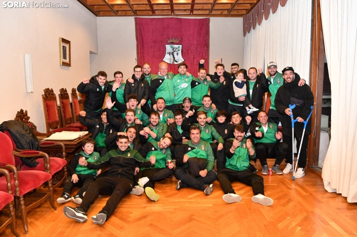 Fotos: Ambiente de Champions para festejar el ascenso del &Aacute;greda a Primera Regional