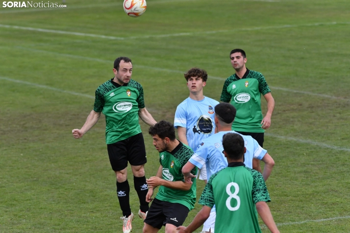 Fotos: Ambiente de Champions para festejar el ascenso del &Aacute;greda a Primera Regional