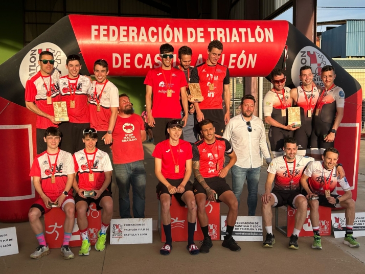 El Triatlón Soria revalida el título de campeón regional de duatlón por equipos