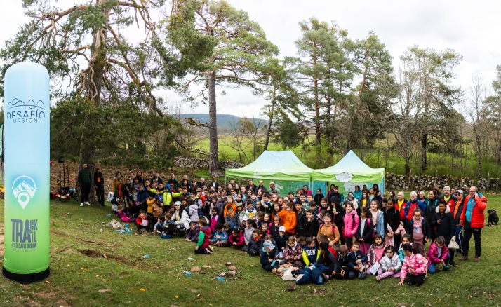 Nace, de la mano de 150 escolares pinariegos, el Bosque Desafío Urbión SOLARIG