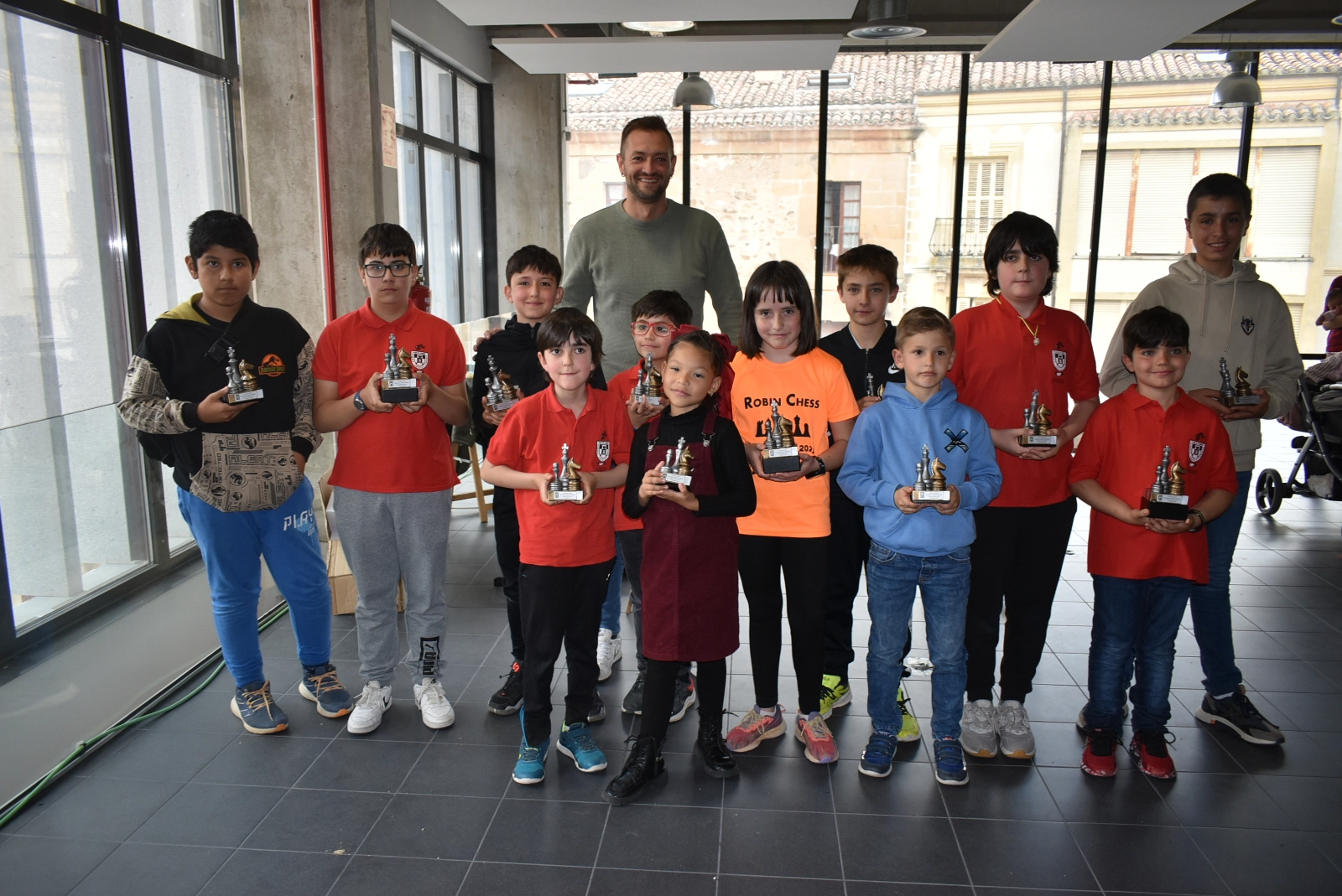 35 jóvenes ajedrecistas se citan en el torneo más antiguo de la capital
