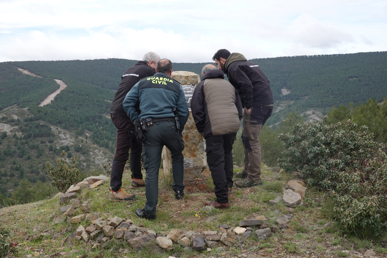 Atacan, con premeditación, odio y visceralidad, una placa en memoria de dos represaliados durante la Guerra Civil