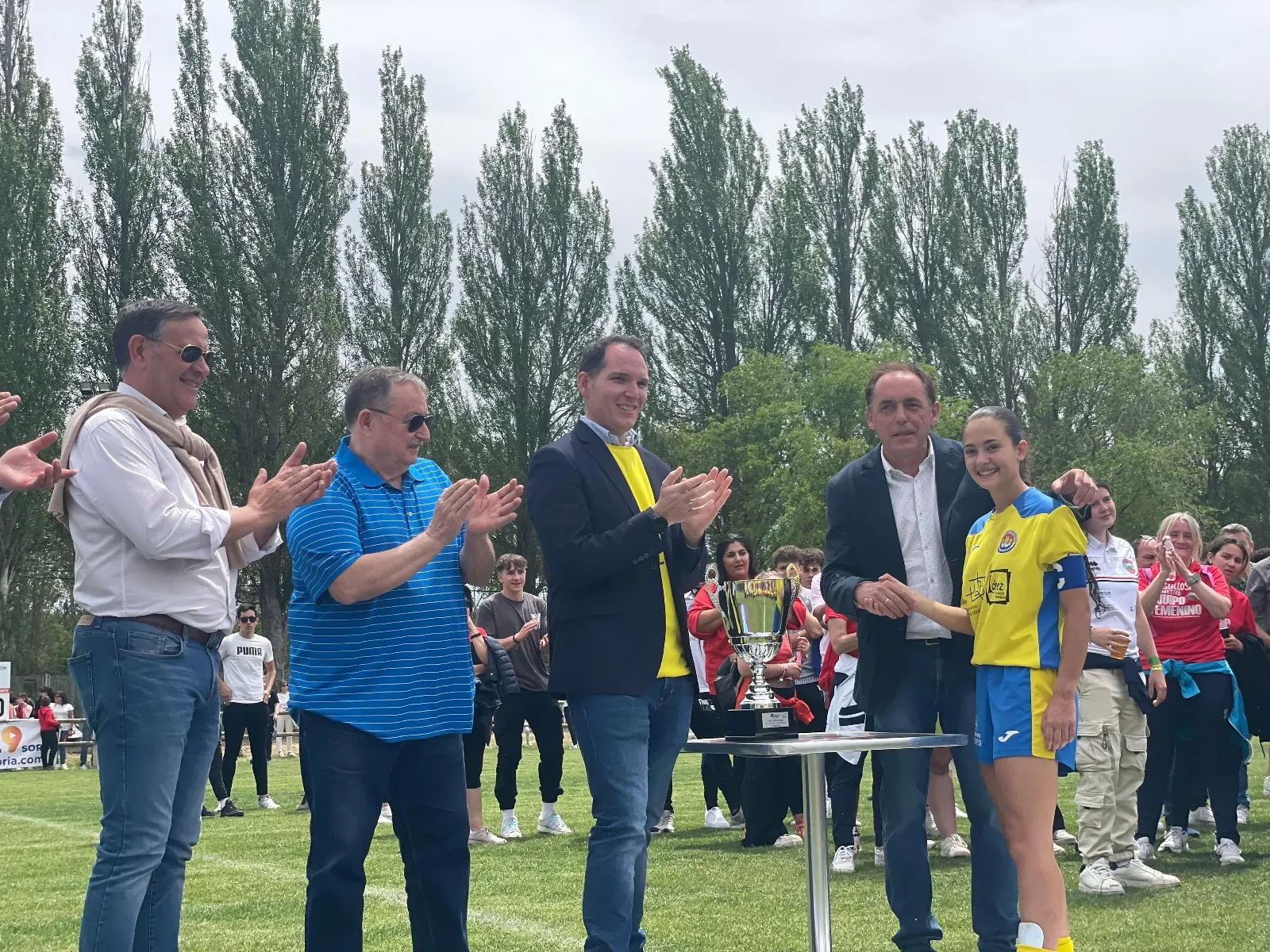 Foto 9 - Fotos: San Esteban de Gormaz se hace con la Copa Diputaci&oacute;n femenina