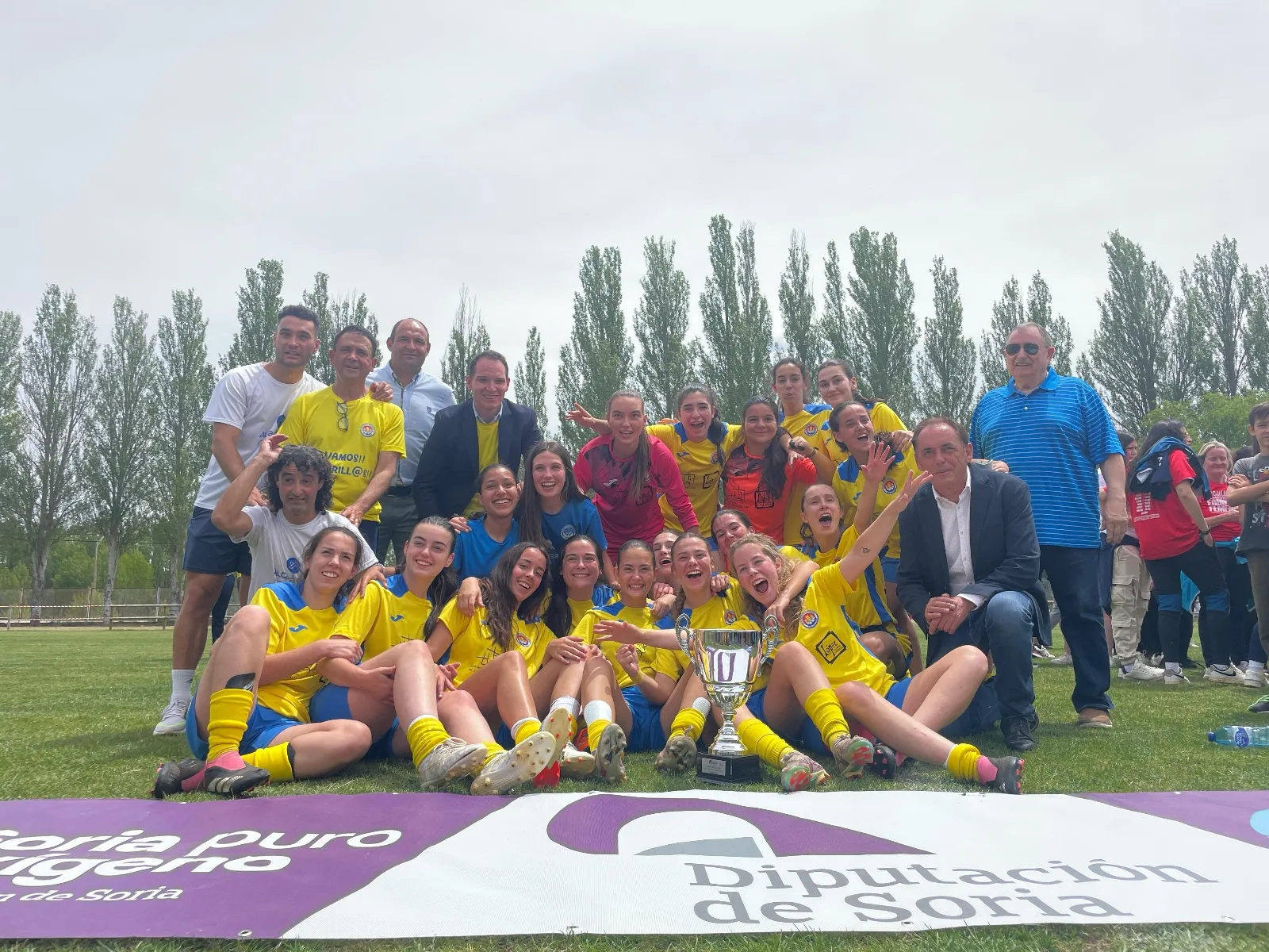 Foto 8 - Fotos: San Esteban de Gormaz se hace con la Copa Diputaci&oacute;n femenina