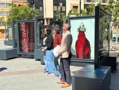 Inauguración de la exposición 'Colores del mundo'. /SN