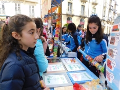 Foto 17 - FOTOS Y NOTICIA | M&aacute;s de 100 ni&ntilde;os participan en el mercadillo de &lsquo;Emprender en mi escuela&rsquo;