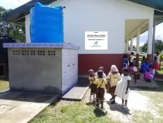 Foto 3 - La Fundaci&oacute;n Pedro Navalpotro mejora la higiene de una localidad camerunesa