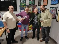 Entrega de trofeos en la Peña Barcelonista Soriana. SN
