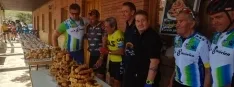 Foto 13 - Los torreznos de la Venta Nueva, el mejor avituallamiento para los ciclistas de &lsquo;La Hist&oacute;rica&rsquo;