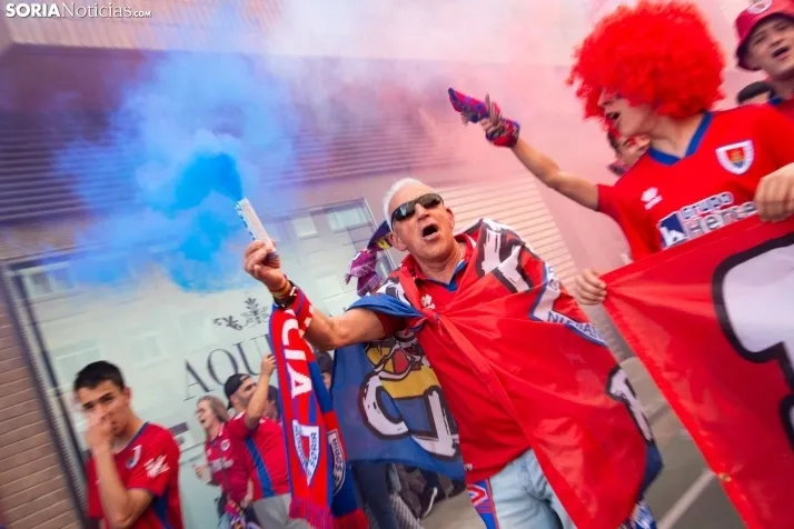 Corteo antes del Numancia vs. Yeclano. /SN