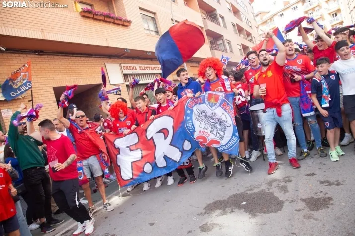 Corteo antes del Numancia vs. Yeclano. /SN
