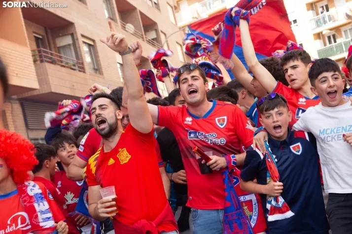 Corteo antes del Numancia vs. Yeclano. /SN