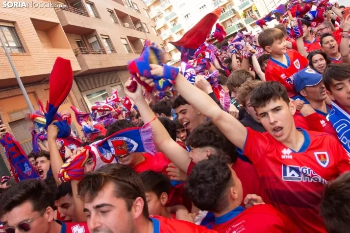 Corteo antes del Numancia vs. Yeclano. /SN