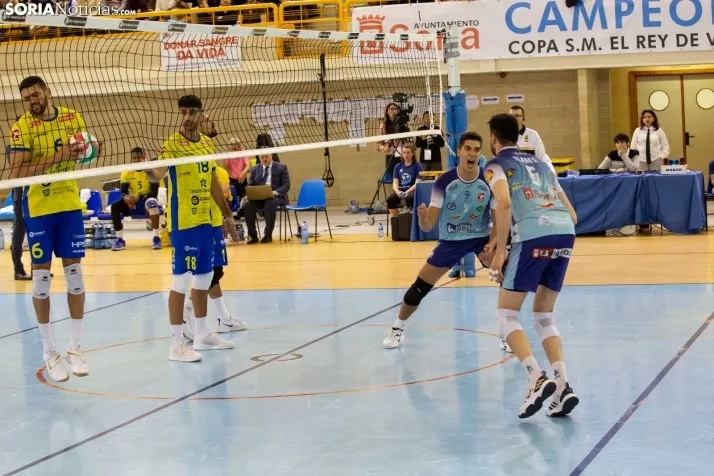Final Superliga: Grupo Herce vs Guaguas
