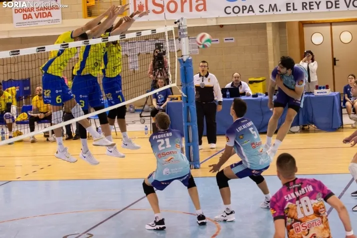 Final Superliga: Grupo Herce vs Guaguas