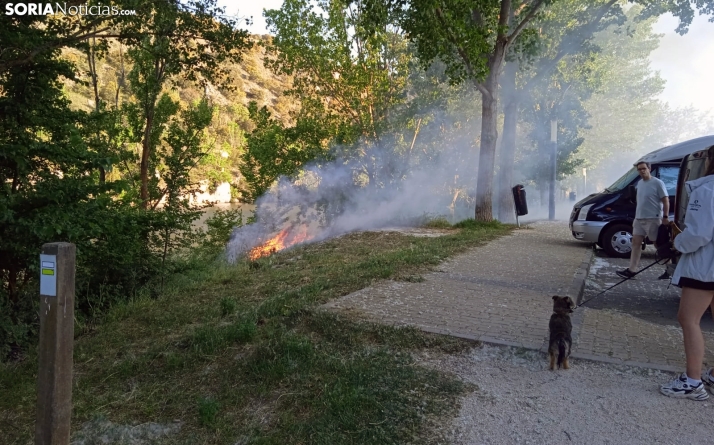 Fuego frente a San Saturio