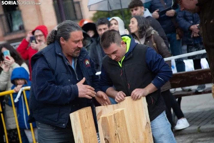 Pingada del Mayo en San Leonardo 2024