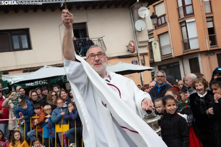 Pingada del Mayo en San Leonardo 2024