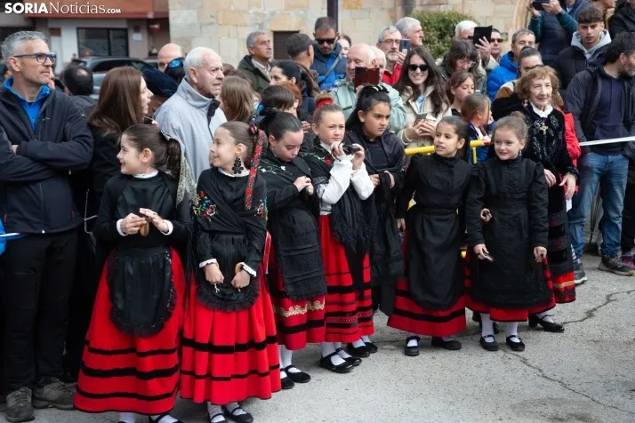 Pingada del Mayo en San Leonardo 2024