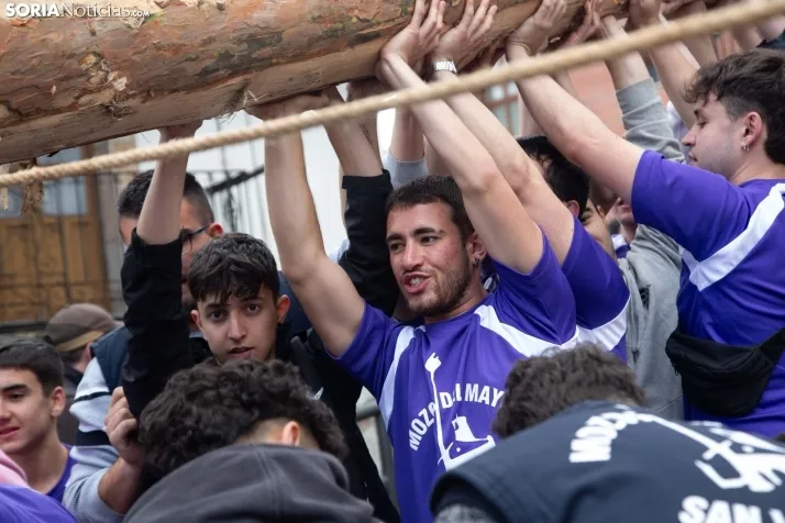 Pingada del Mayo en San Leonardo 2024