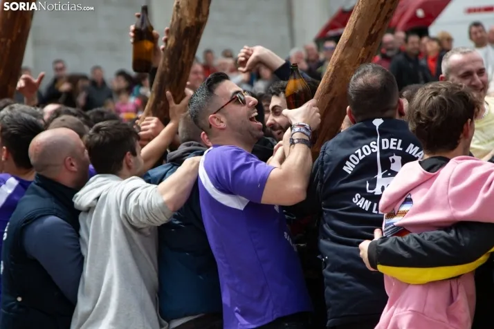 Pingada del Mayo en San Leonardo 2024