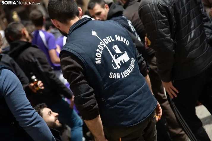 Pingada del Mayo en San Leonardo 2024