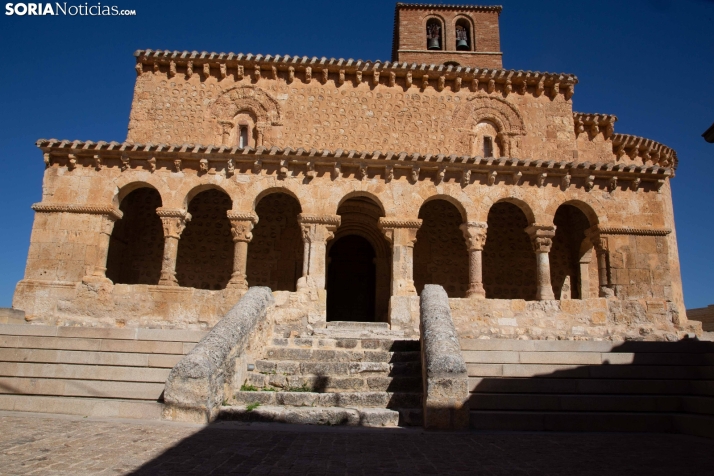 ¿Sabes cuál es la primera iglesia porticada del románico español? Sí, se encuentra en Soria