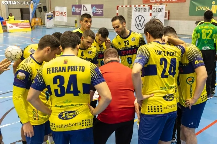 BM Soria vs La Roca