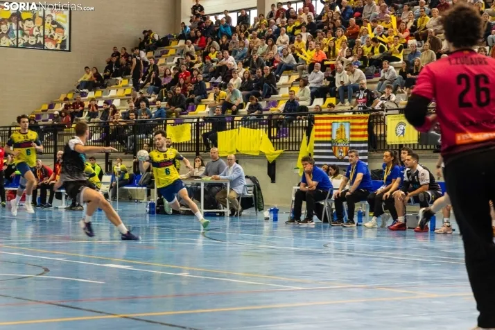 BM Soria vs La Roca