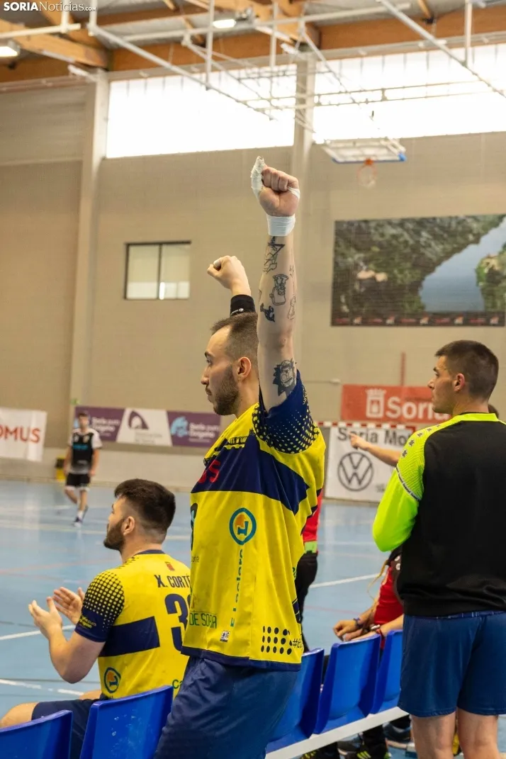 BM Soria vs La Roca