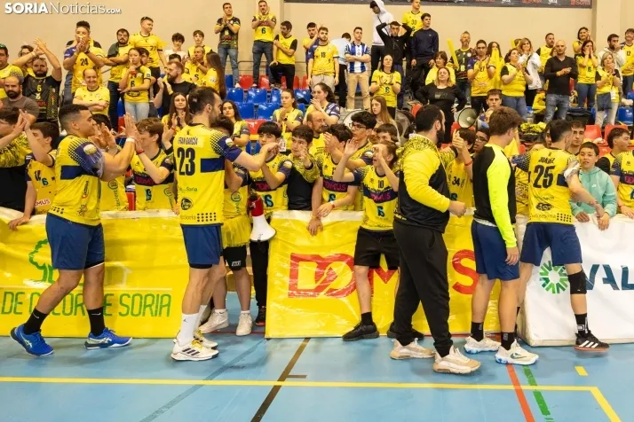 BM Soria vs La Roca