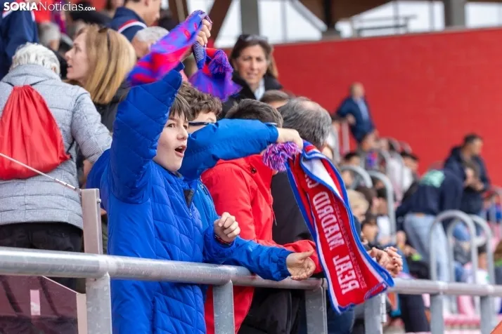 Fotos: Los Pajaritos festejan el pase a la final por el ascenso del Numancia