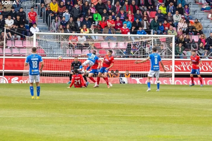 Fotos: Los Pajaritos festejan el pase a la final por el ascenso del Numancia