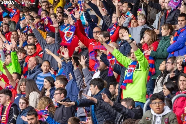Fotos: Los Pajaritos festejan el pase a la final por el ascenso del Numancia