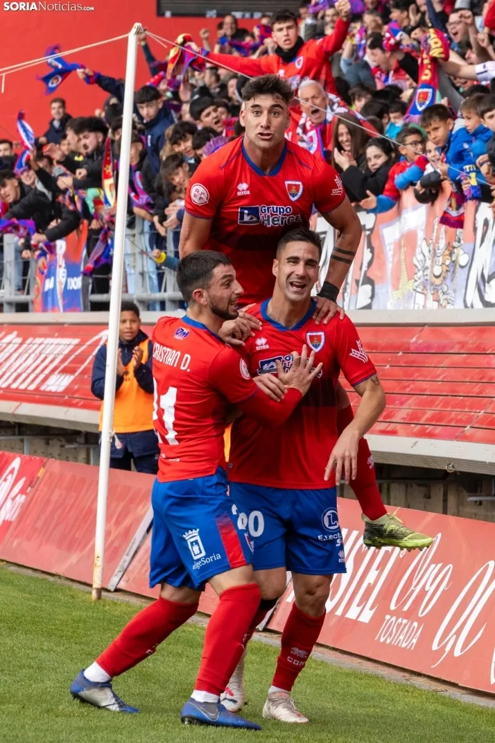 Fotos: Los Pajaritos festejan el pase a la final por el ascenso del Numancia