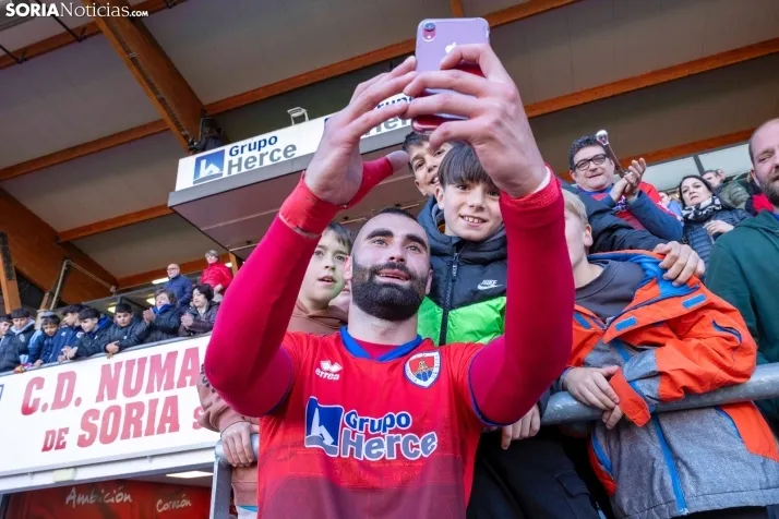 Fotos: Los Pajaritos festejan el pase a la final por el ascenso del Numancia