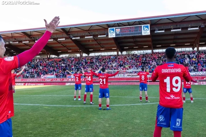 Fotos: Los Pajaritos festejan el pase a la final por el ascenso del Numancia