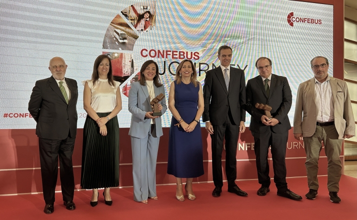 La Confederación Española de Transporte en Autobús reconoce la labor de Castilla y León en la promoción y apoyo al transporte público por carretera