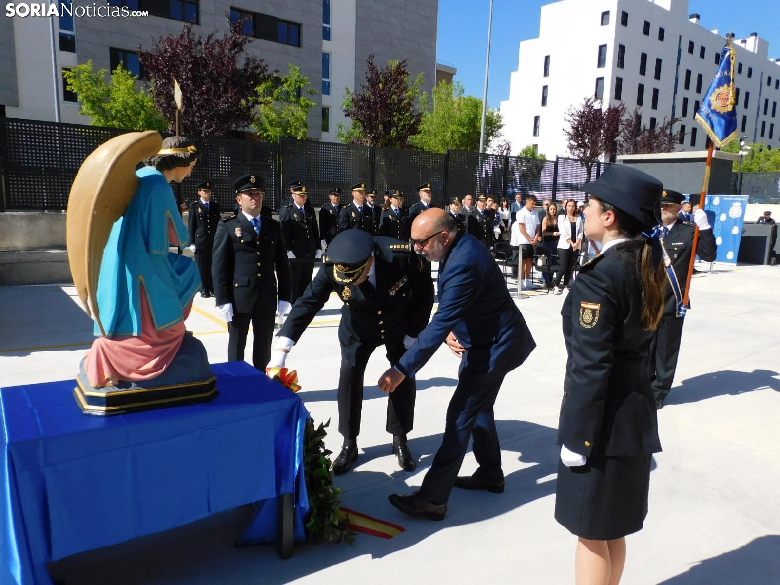 Policía Nacional rinde homenaje a las víctimas de atentados terroristas