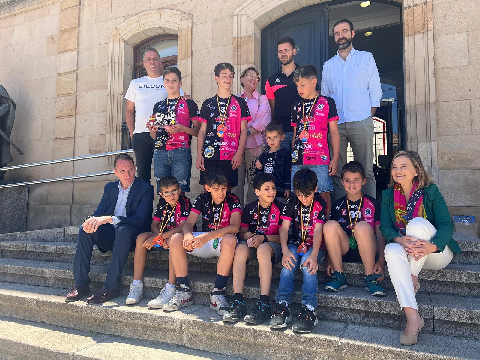 Foto 2 - Ayuntamiento y Diputaci&oacute;n de Soria reciben con honores al mejor equipo alev&iacute;n de Espa&ntilde;a: el Sporting Santo Domingo