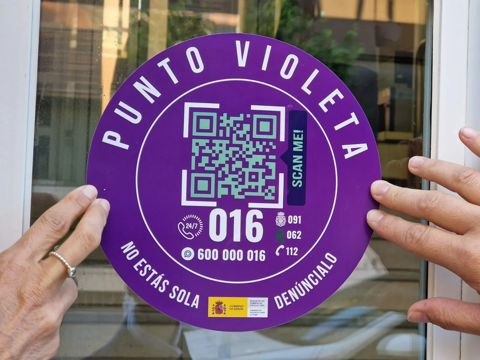 Foto 2 - Registro y Extranjer&iacute;a de la Subdelegaci&oacute;n se convierten en Puntos Violeta de atenci&oacute;n a las v&iacute;ctimas de violencia machista