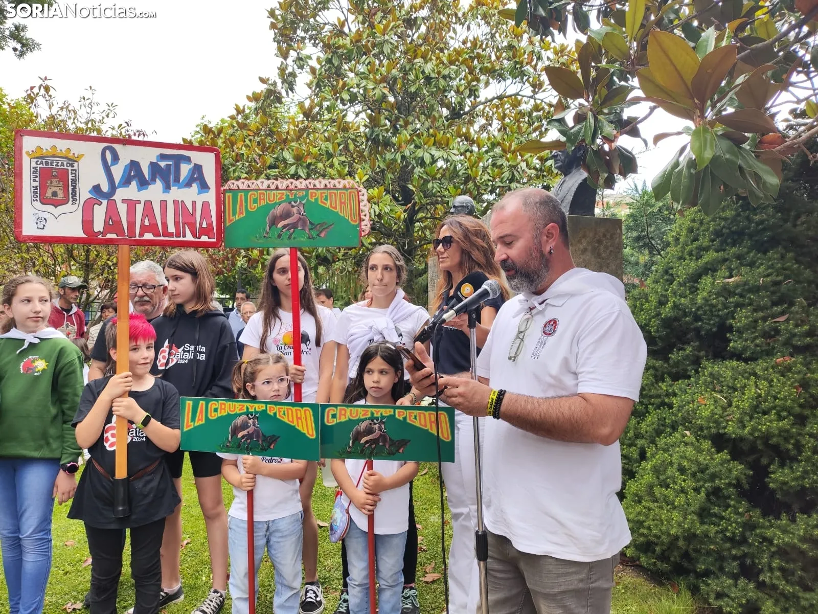 Homenaje a los autores de las Sanjuaneras.