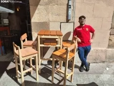 Foto 5 - Soria quiere que elijas entre estas dos mesas altas para terracear en los bares