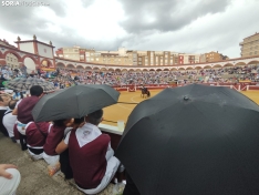 La lluvia amenaza la corrida del Domingo de Calderas.