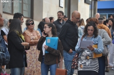 Opositores en las inmediaciones del Machado. /SN